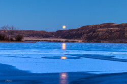 Snow Moon Setting Snow Moon Setting