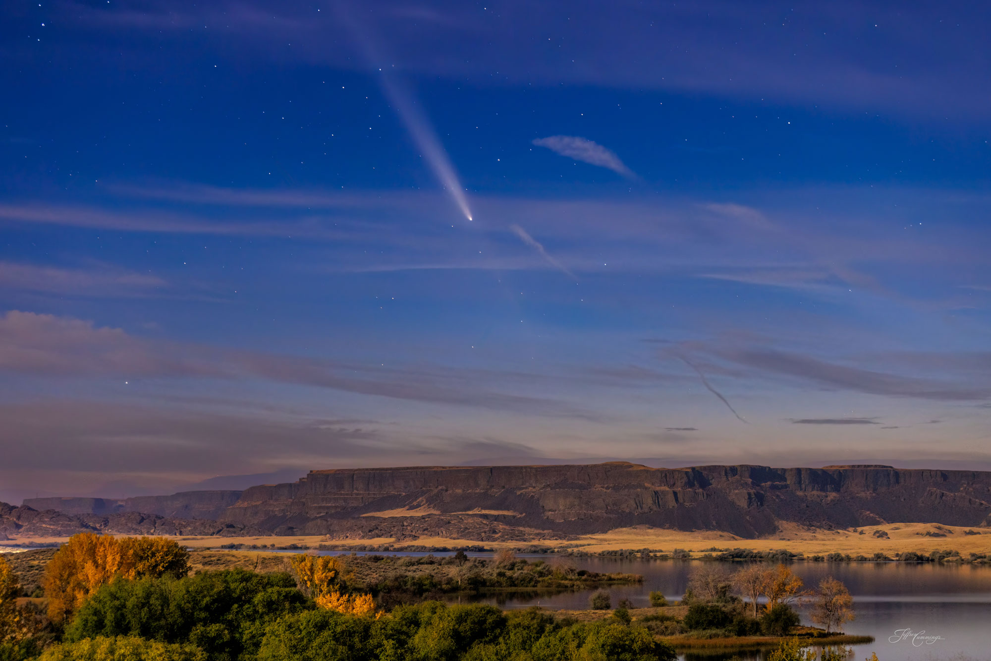 C-2023-A3-Tsuchinshan-ATLAS-Comet